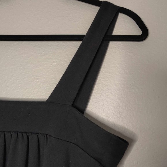 Black Tank Top with Button Assign Brand - Picture 3 of 4